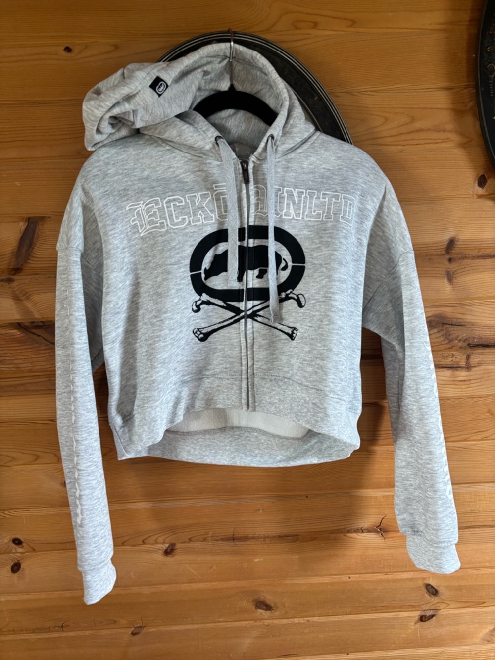 💋Ecko Unlimited Cropped Hoodie